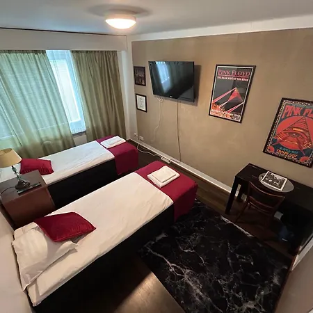 Rock Hotel