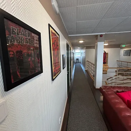 Rock Hotel